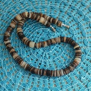 Polished Shell Chip Bead Choker Necklace Brown Cream